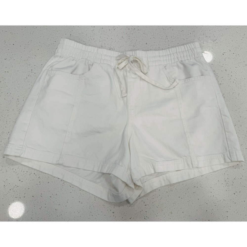 Women's White Shorts, Never Worn Size L